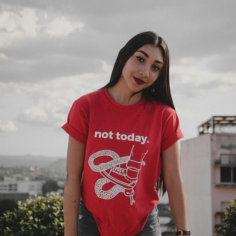 Personnalisez votre tee-shirt pour un enterrement de vie de jeune fille mémorable